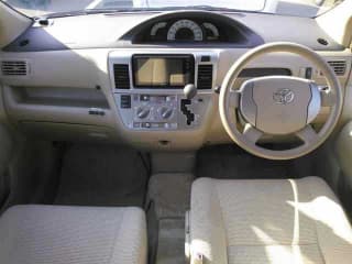 2005 TOYOTA Raum