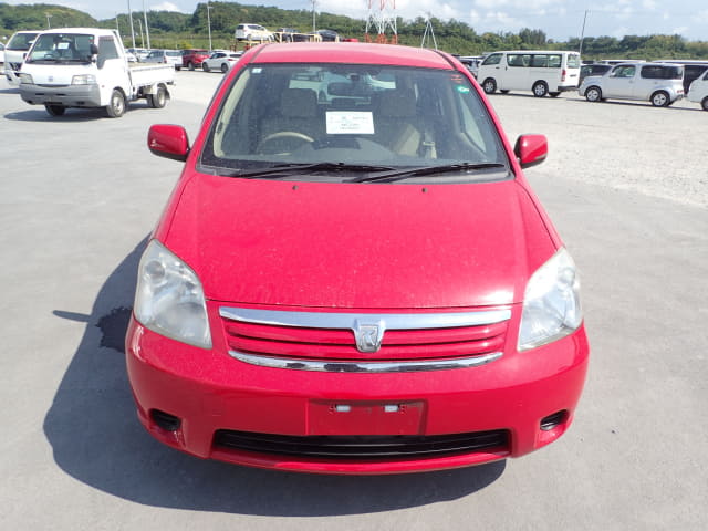 TOYOTA Raum thumbnail 8