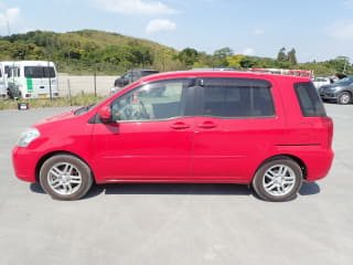 2005 TOYOTA Raum