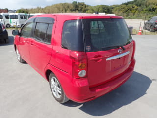 2005 TOYOTA Raum
