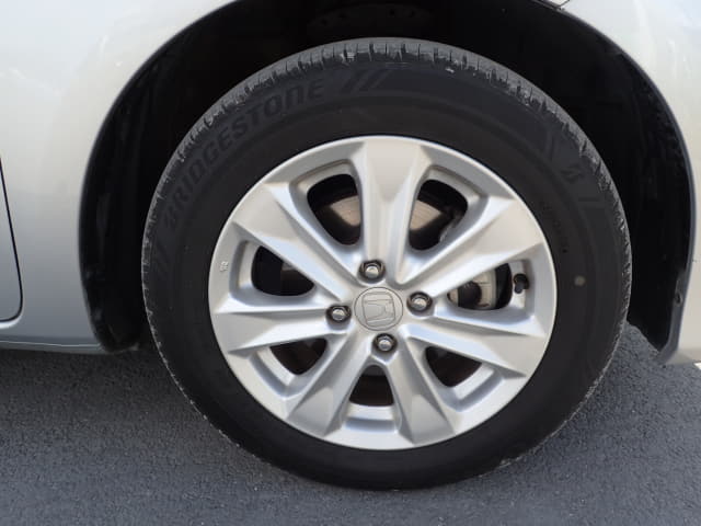 HONDA Fit Hybrid thumbnail 12