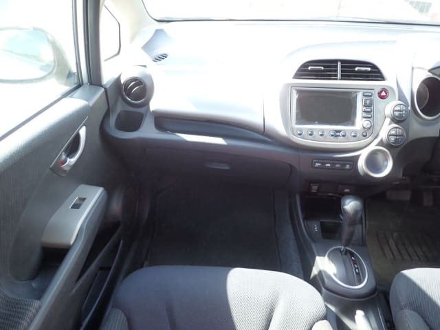 HONDA Fit Hybrid thumbnail 33