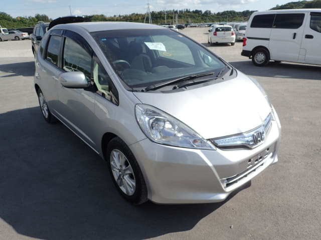 HONDA Fit Hybrid thumbnail 7