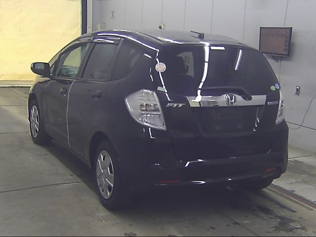 HONDA Fit Hybrid thumbnail 2