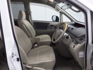 2009 TOYOTA Noah