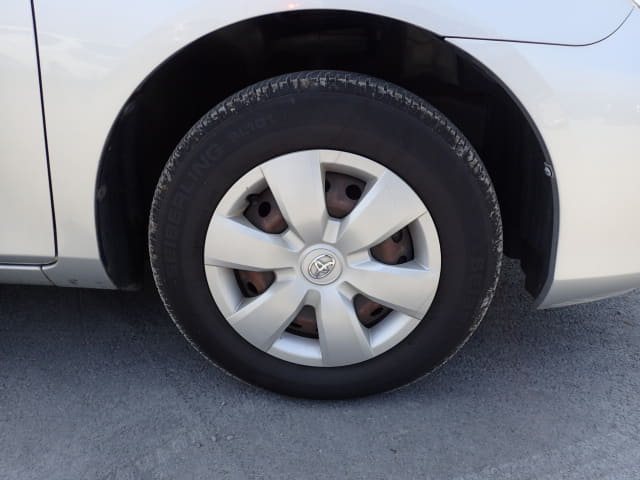 TOYOTA Corolla Axio thumbnail 12