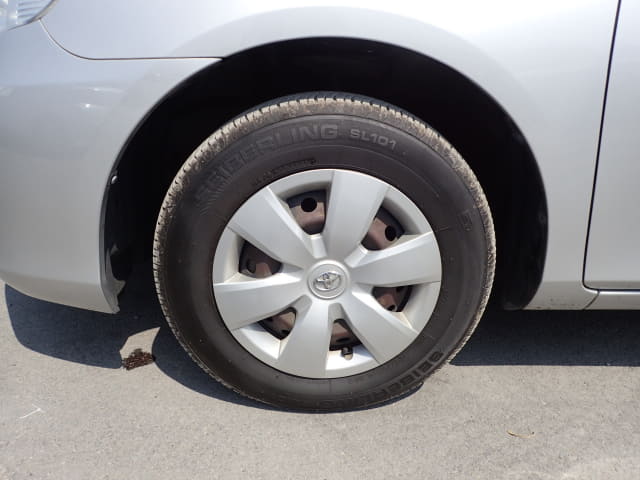 TOYOTA Corolla Axio thumbnail 9