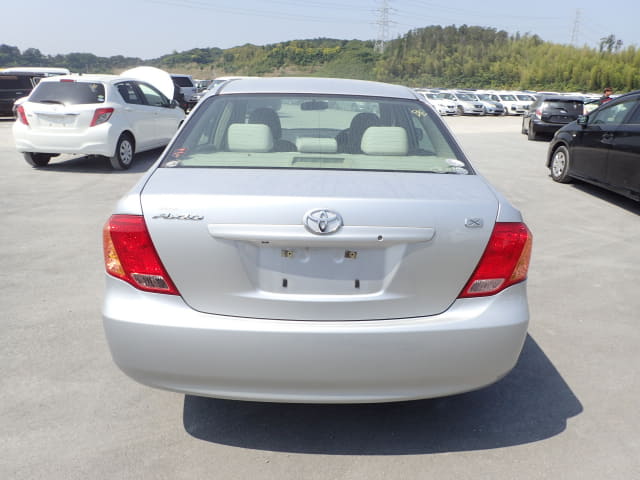 TOYOTA Corolla Axio thumbnail 4