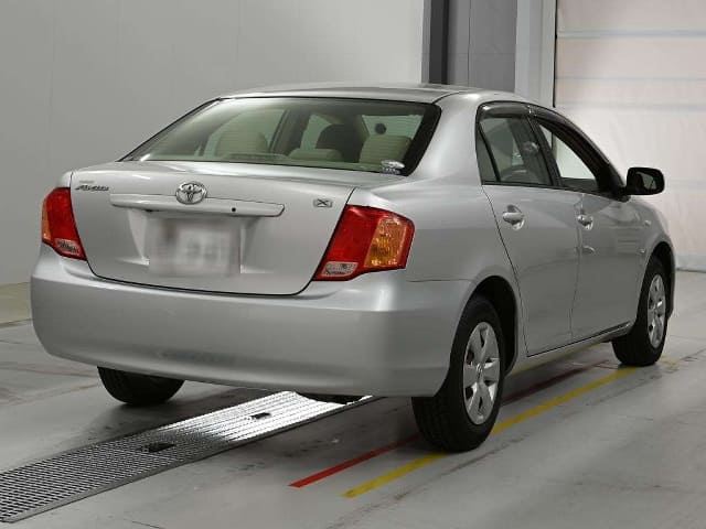 TOYOTA Corolla Axio thumbnail 2