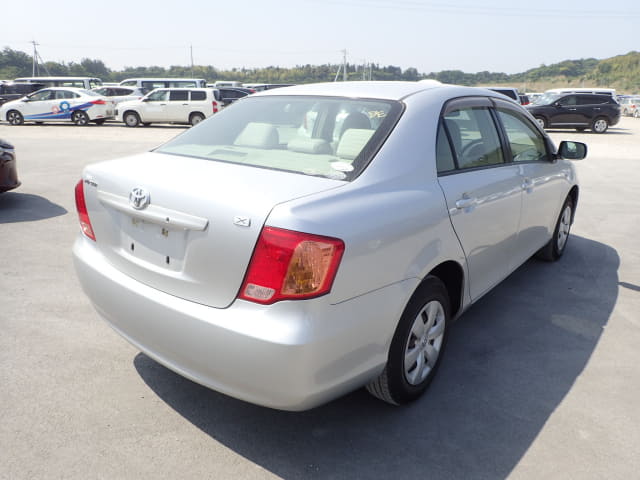 TOYOTA Corolla Axio thumbnail 5