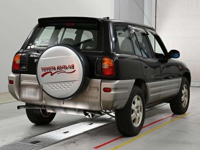 TOYOTA RAV4 thumbnail 2