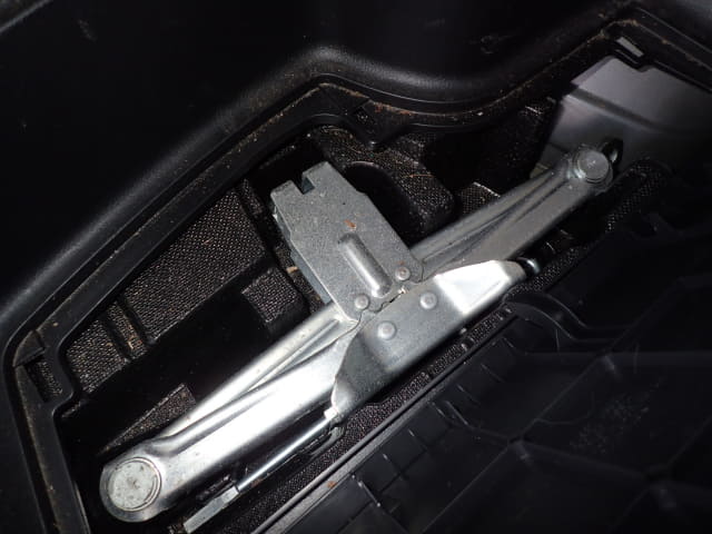 NISSAN X-Trail thumbnail 30