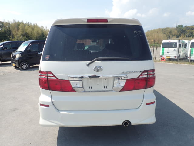 TOYOTA Alphard thumbnail 4