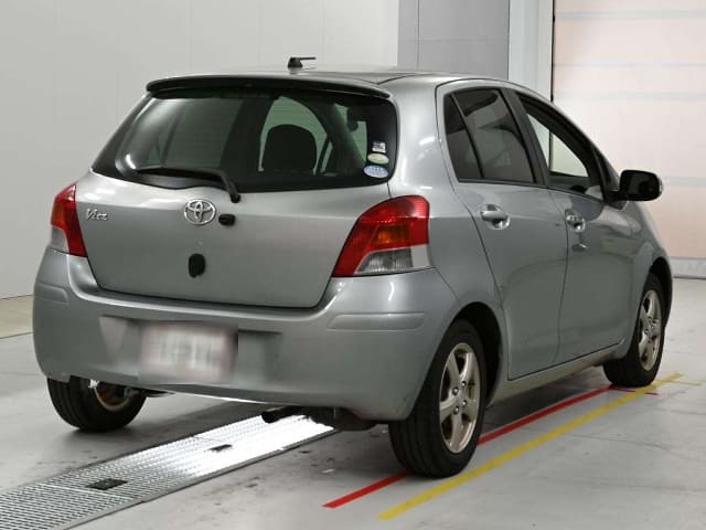 TOYOTA Vitz thumbnail 44
