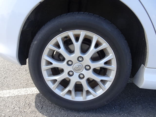 TOYOTA Blade thumbnail 11
