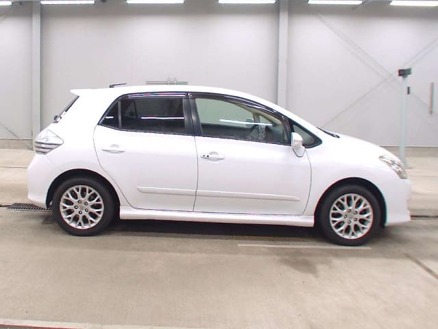TOYOTA Blade thumbnail 5