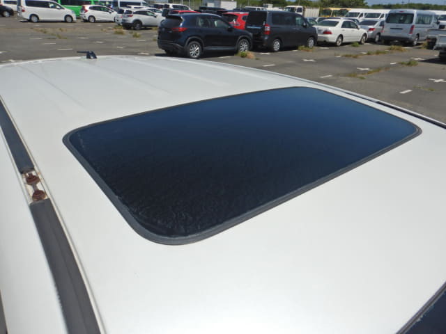 TOYOTA RAV4 thumbnail 26