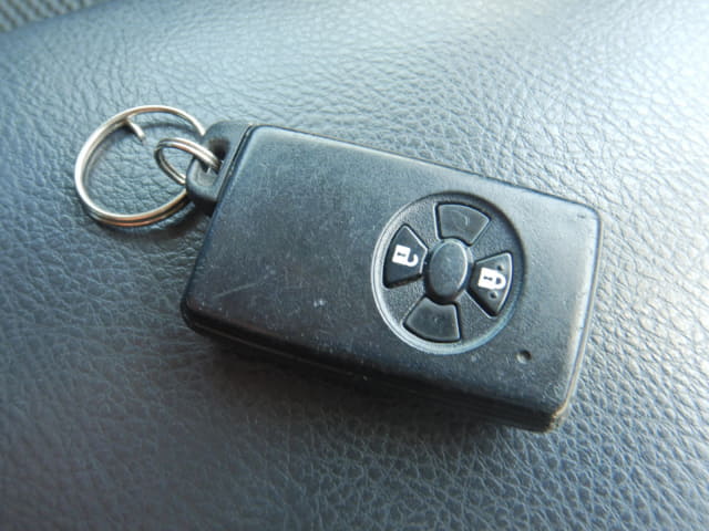 TOYOTA RAV4 thumbnail 42