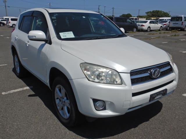 TOYOTA RAV4 thumbnail 7