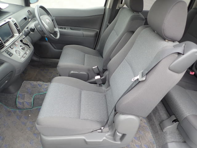 TOYOTA Raum thumbnail 26