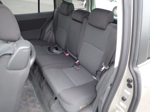 TOYOTA Raum thumbnail 27