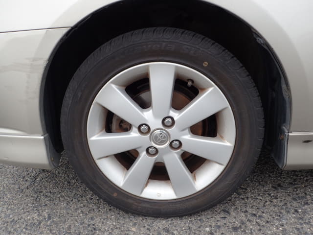 TOYOTA Raum thumbnail 9