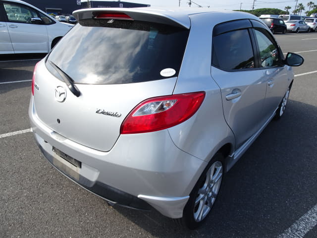 MAZDA Demio thumbnail 5
