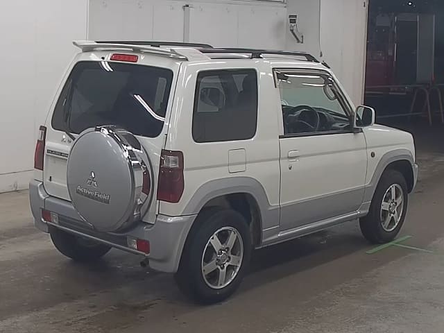 MITSUBISHI Pajero Mini thumbnail 2
