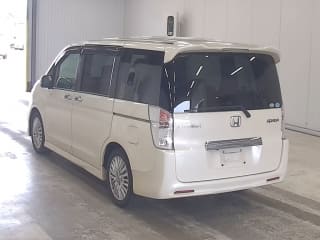 2011 HONDA Step WGN