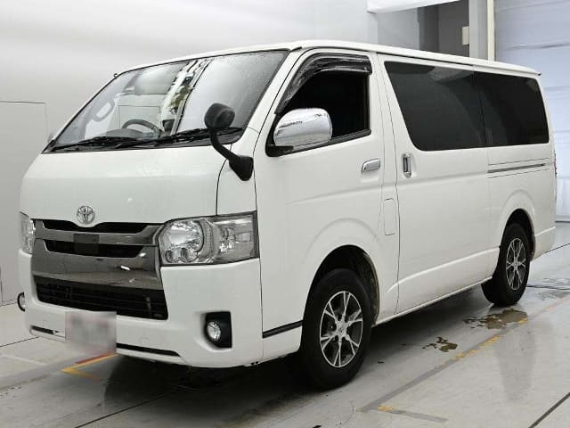 TOYOTA Regiusace Van
