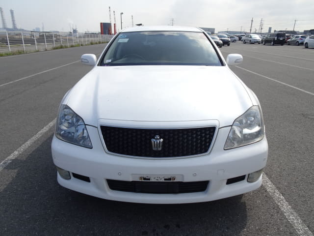 TOYOTA Crown thumbnail 8