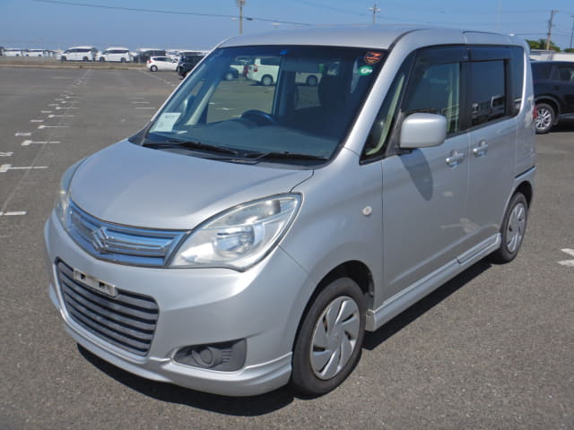 SUZUKI Solio