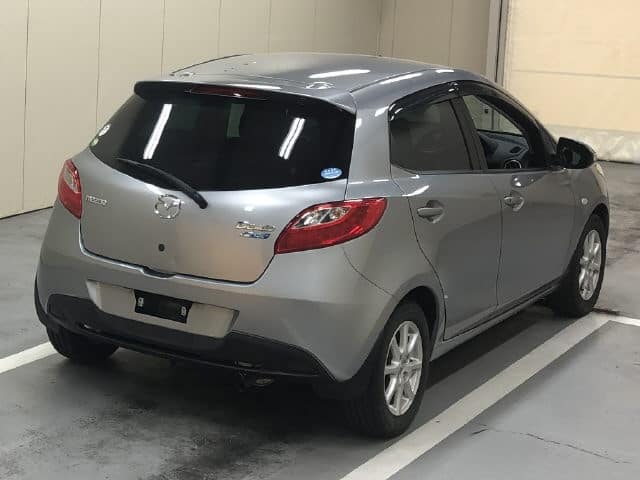 MAZDA Demio thumbnail 2