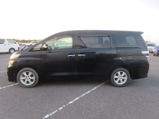 TOYOTA Vellfire thumbnail 2
