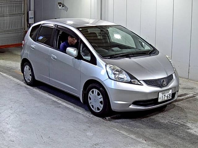 HONDA Fit thumbnail 4