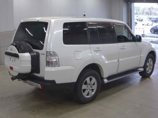 2009 MITSUBISHI Pajero