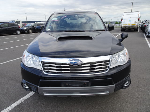 SUBARU Forester thumbnail 8