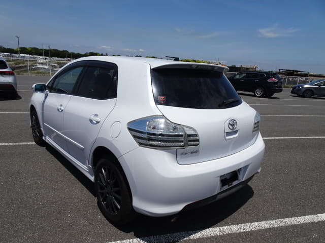 TOYOTA Blade thumbnail 3