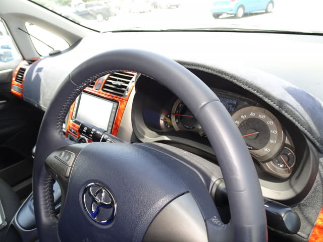TOYOTA Blade thumbnail 43