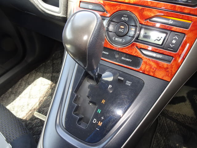 TOYOTA Blade thumbnail 40