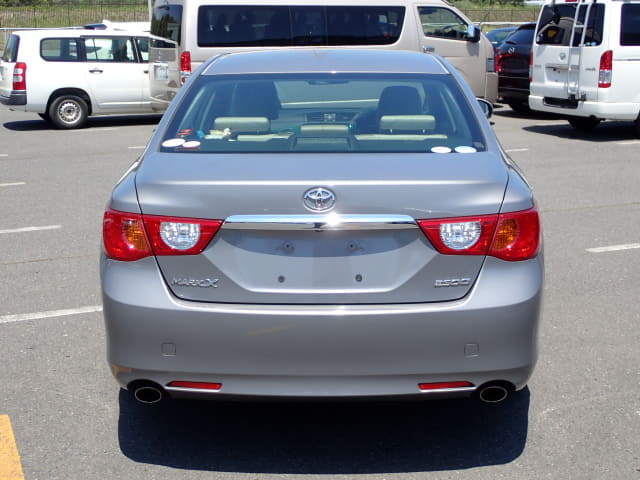 TOYOTA Mark X thumbnail 4