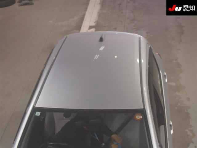 TOYOTA Vitz thumbnail 8