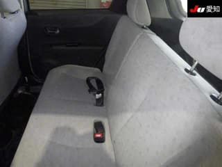 2011 TOYOTA Vitz