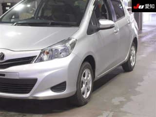 2011 TOYOTA Vitz