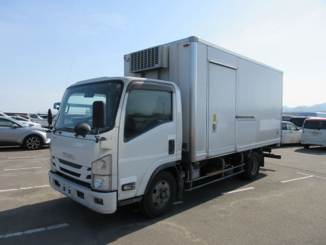 ISUZU Elf Truck