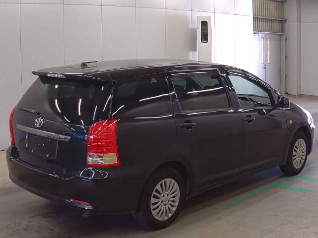 TOYOTA Wish thumbnail 2