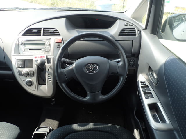 TOYOTA Ractis thumbnail 31