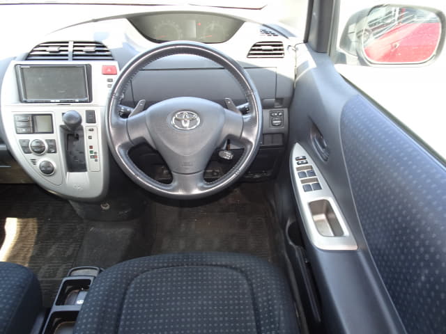 TOYOTA Ractis thumbnail 31
