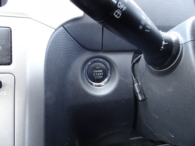TOYOTA Ractis thumbnail 43