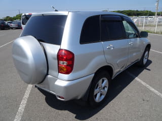 2005 TOYOTA RAV4